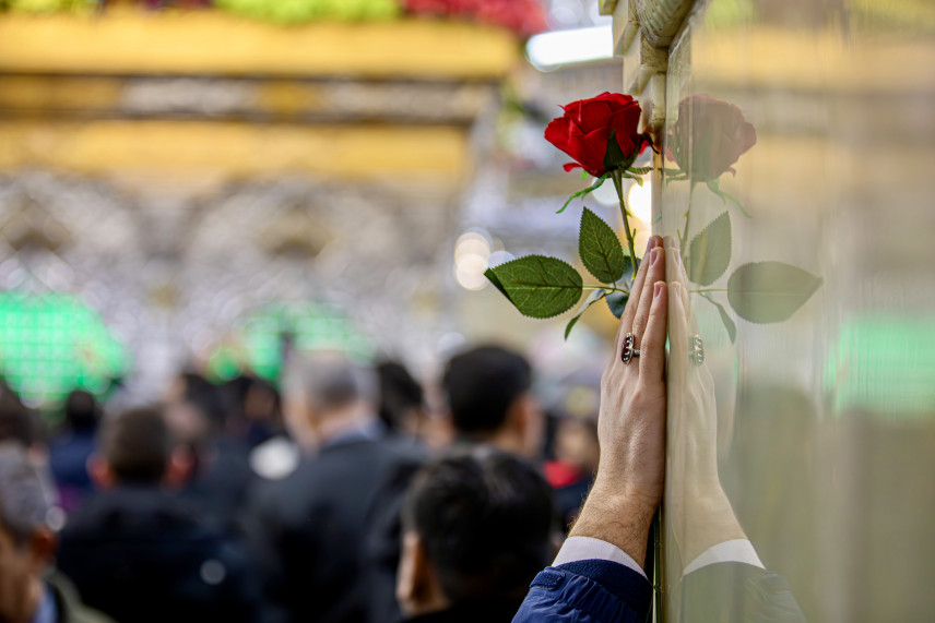 بينَ الخُطوةِ والقَطرةِ.. مَنْفَى