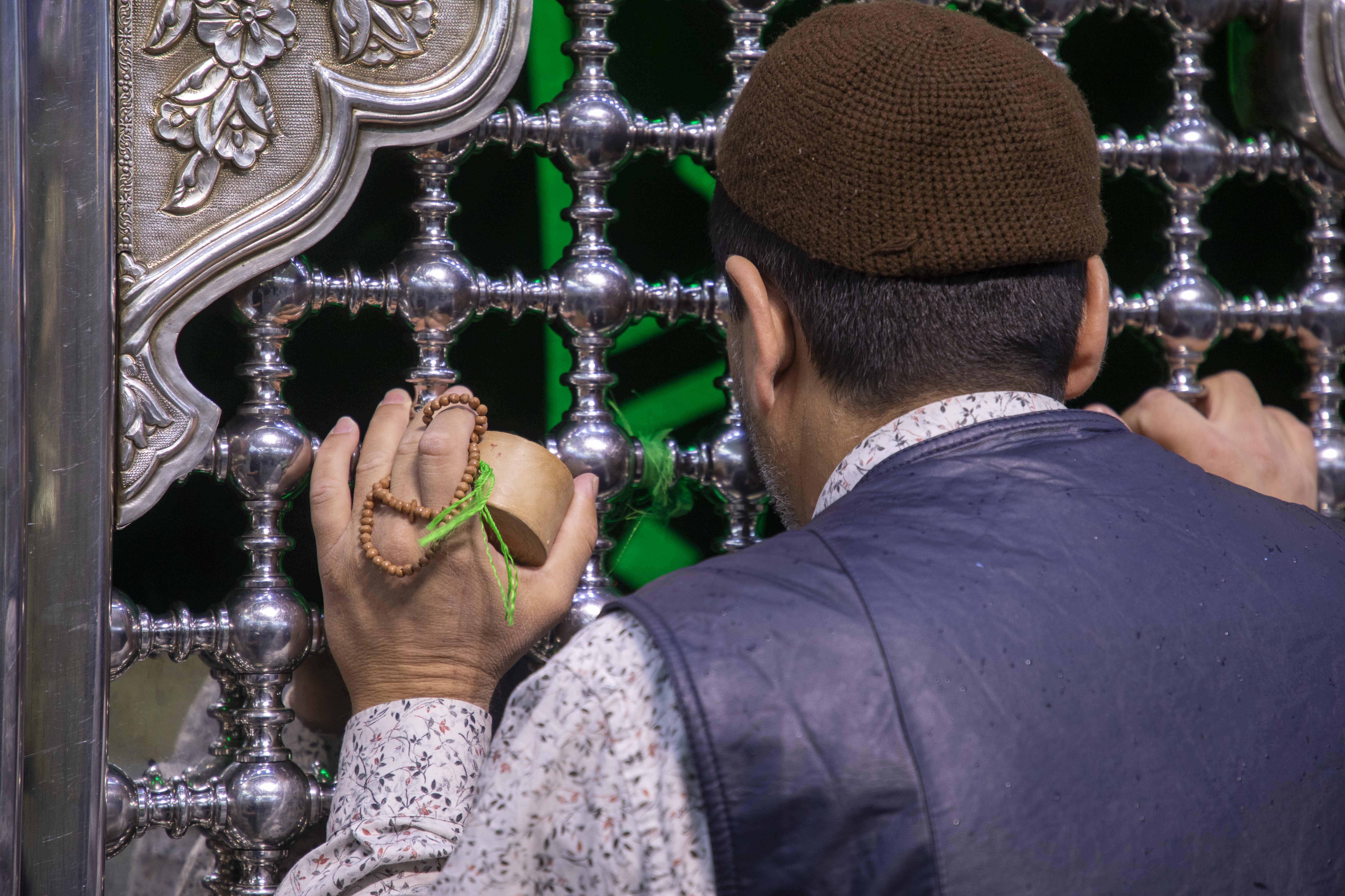 صورة الكاتب